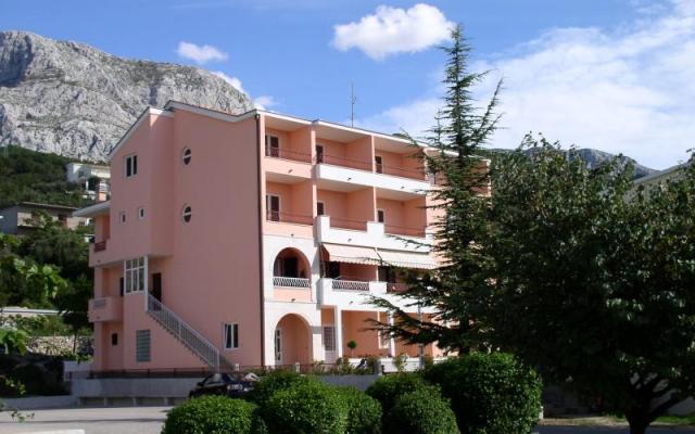 Villa Rossa - apartmaji Tučepi Hrvaška