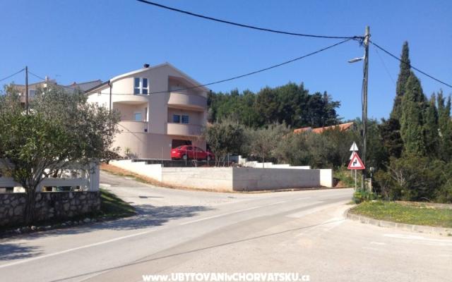 Apartmaji Vidov - apartmaji otok Ugljan Hrvaška