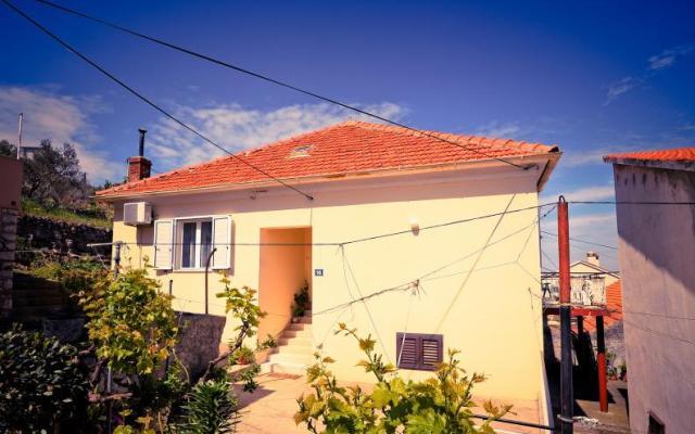 Apartma Matija - apartmaji otok Ugljan Hrvaška