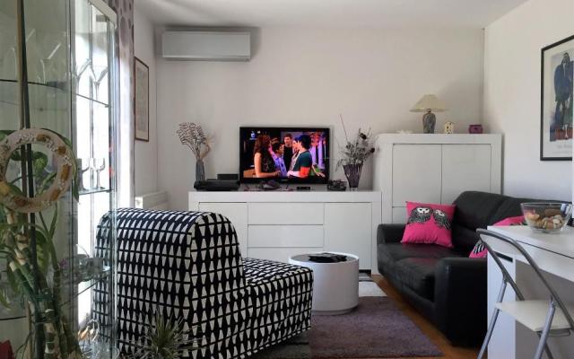 Apartma Ivana - apartmaji otok Vir Hrvaška