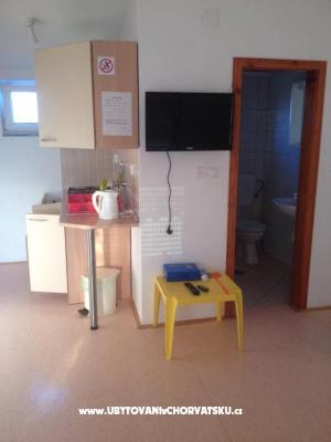 Apartmaji Markotic - apartmaji otok Vir Hrvaška