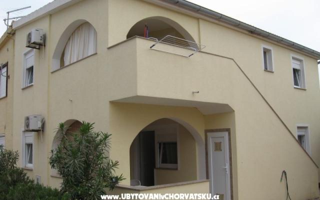 Apartmaji otok Vir - apartmaji otok Vir Hrvaška