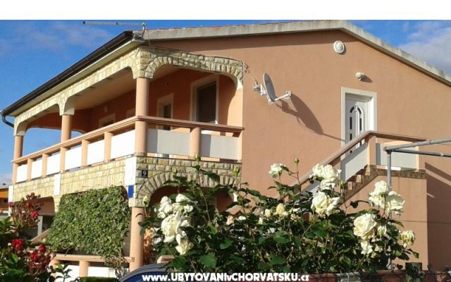 Apartmaji Zarko - apartmaji otok Vir Hrvaška