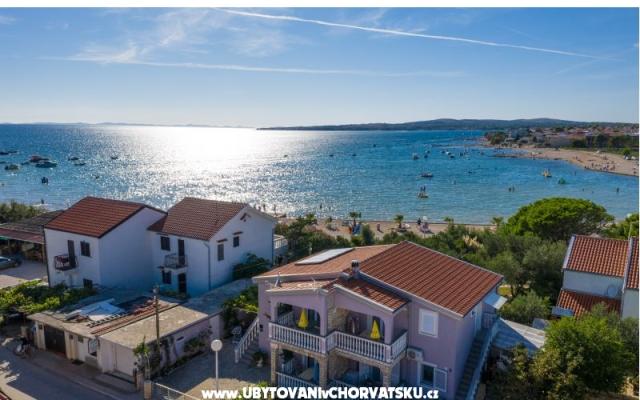 Apartmaji Kotaska - apartmaji otok Vir Hrvaška
