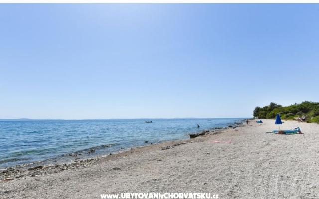 Crowonder Luxury Vir - apartmaji otok Vir Hrvaška