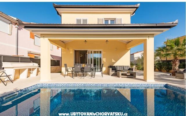 Luxury Villa Agape Ellita - apartmaji otok Vir Hrvaška