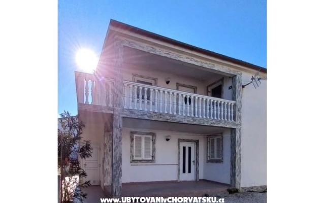 Vila Katy - apartmaji otok Vir Hrvaška