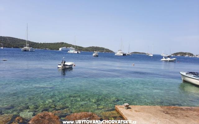 Apartma AndriNa  Vis - apartmaji otok Vis Hrvaška