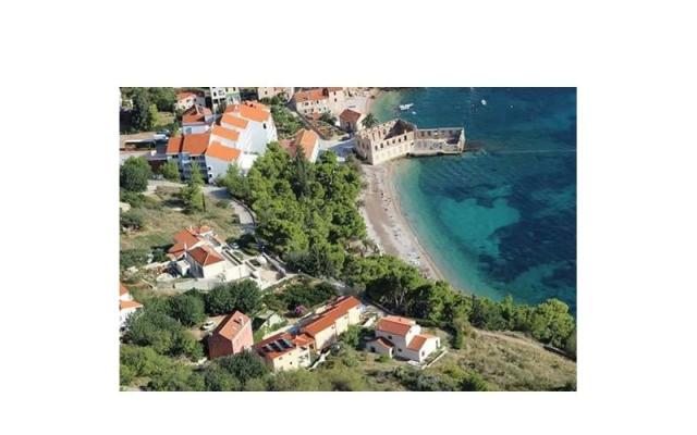 Villa Mare, Komiža - apartmaji otok Vis Hrvaška