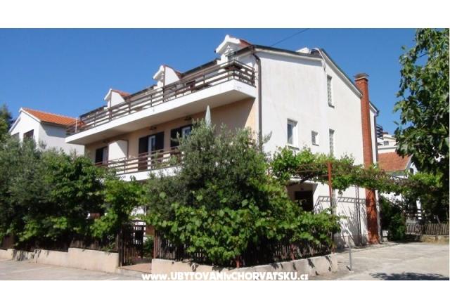 A.P.P. Hiša Vinko - apartmaji Vodice Hrvaška