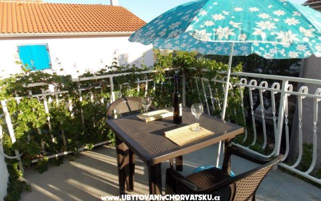 Apartmaji Bakmaz - Vodice - apartmaji Vodice Hrvaška