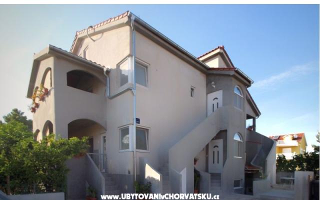 Apartmaji Banović Vodice  - apartmaji Vodice Hrvaška