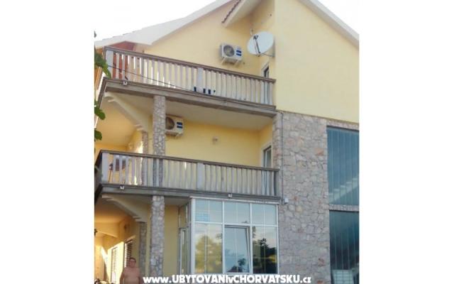 Apartmaji i sobe Štrus - apartmaji Vodice Hrvaška