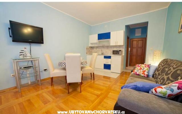 Apartmaji Iris - apartmaji Vodice Hrvaška
