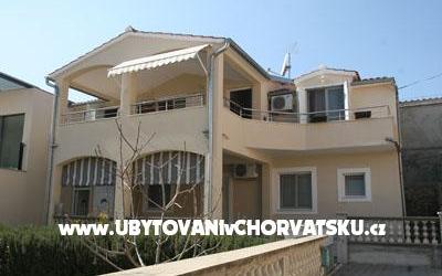 Apartmaji Jela - apartmaji Vodice Hrvaška