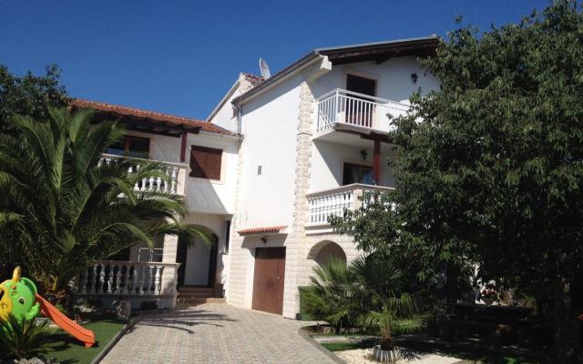 Apartmaji Kraljević - apartmaji Vodice Hrvaška