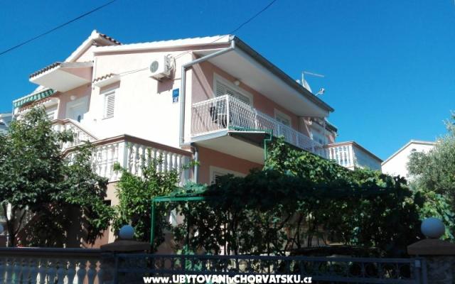 Apartmaji Nenadić - apartmaji Vodice Hrvaška