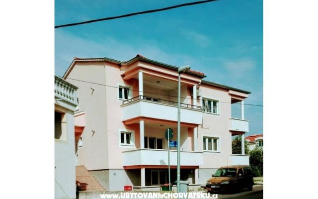 Apartmaji Škugor - apartmaji Vodice Hrvaška