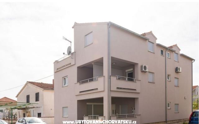 Apartmaji Summer Hiša  - apartmaji Vodice Hrvaška