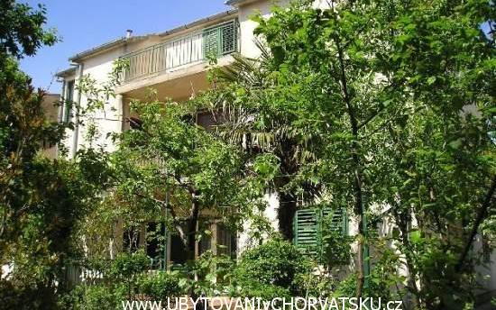 Apartmaji Katarina - apartmaji Vodice Hrvaška