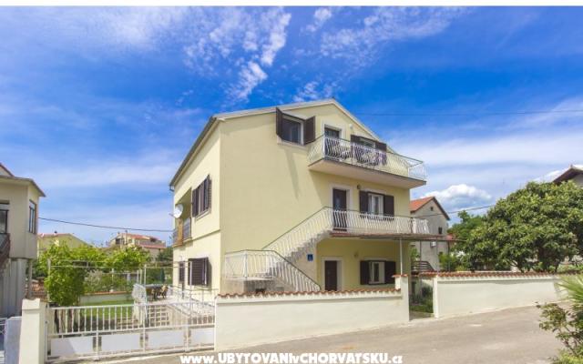 Apartmaji Elvira - apartmaji Vodice Hrvaška