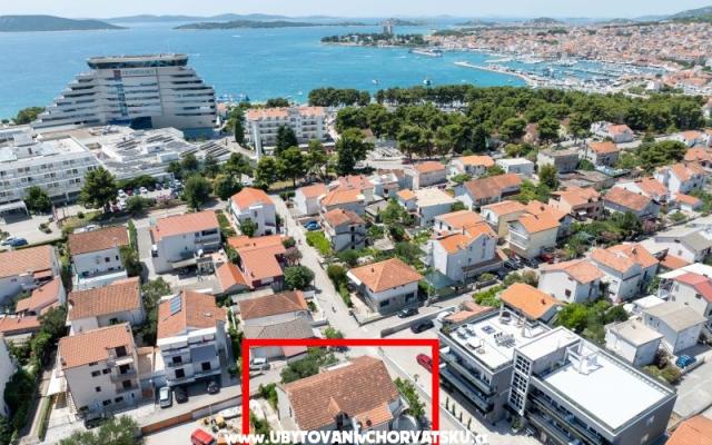 AS Adria Apartmaji - apartmaji Vodice Hrvaška