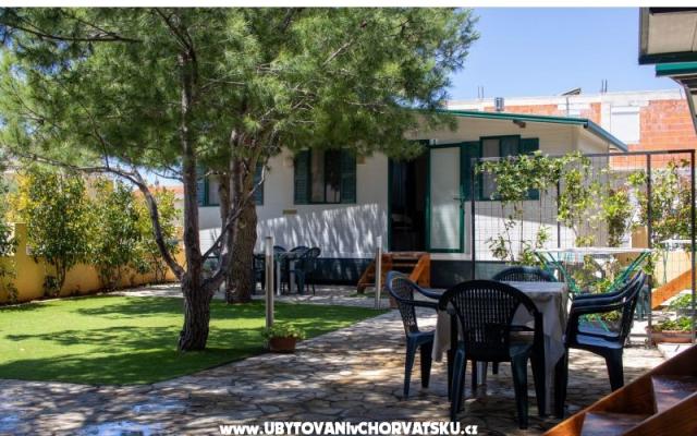 Mobile Homes Bonaca - apartmaji Vodice Hrvaška