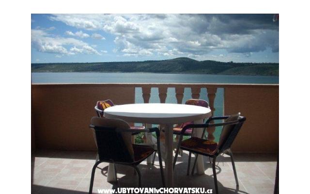 Apartmaji Lora - apartmaji Zadar Hrvaška