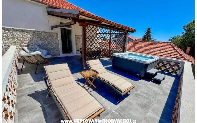 Apartmaji Karuzz - apartmaji Zadar Hrvaška