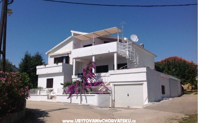 Holiday house Antonia - apartmaji Zadar Hrvaška