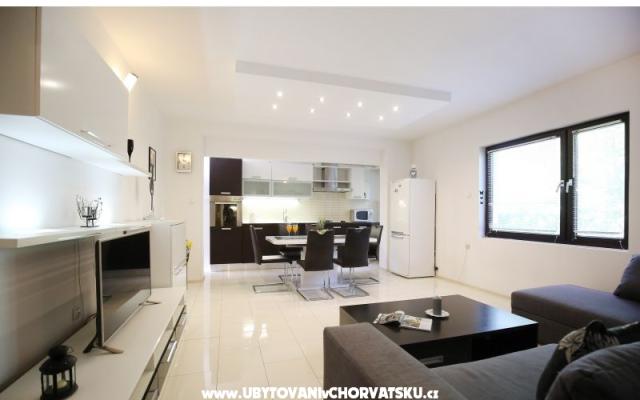 Počitniški dom Lucija - apartmaji Zadar Hrvaška