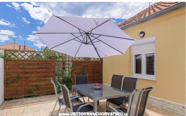 Villa Papeto - apartmaji Zadar Hrvaška