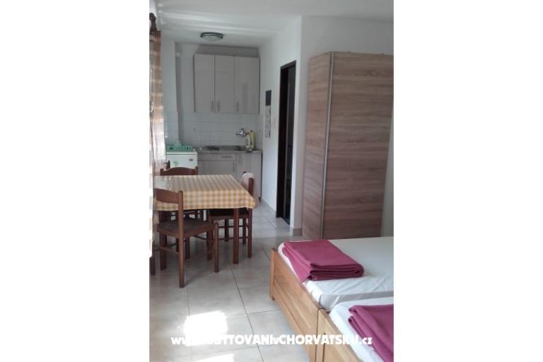 Apartma Mendula  – foto 14