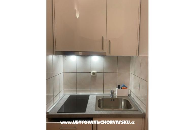 Apartmaji Jakir – foto 12