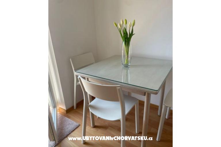 Apartmaji Jakir – foto 14