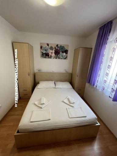 Apartmaji Jelena i Bojka – foto 8