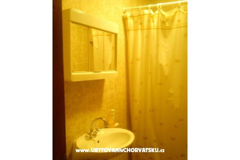 Apartmaji Krvavica – foto 10