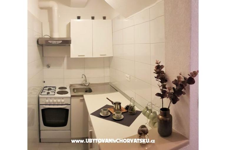 Apartmaji Krvavica – foto 15