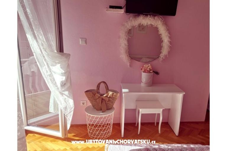 Apartmaji Nina – foto 11