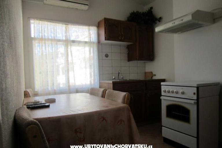 Apartmaji Paula i Ante – foto 10