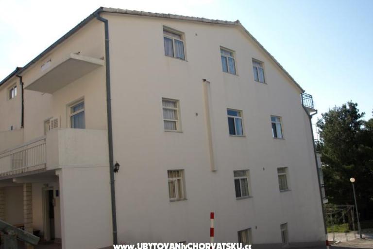 Apartmaji Paula i Ante – foto 2