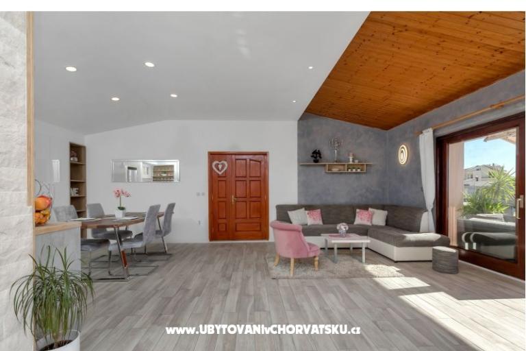 Apartma Rose – foto 10