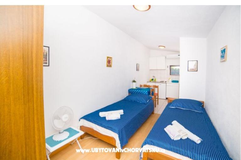 Apartmaji with sea view – foto 12