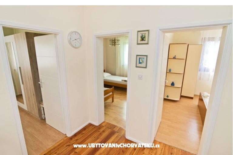 Apartmaji Ana – foto 8