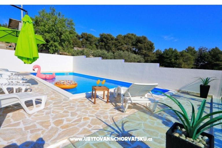 Apartma and pool Nika – foto 16
