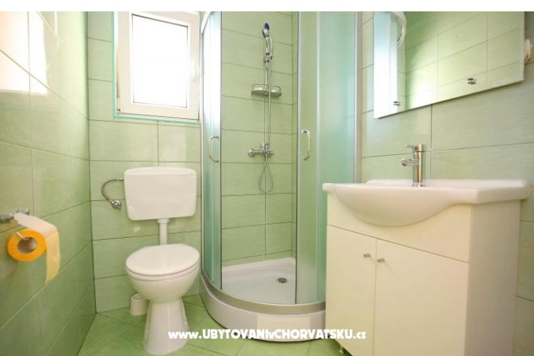 Apartmaji First row to the sea – foto 14