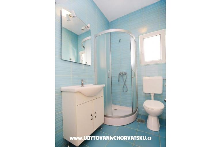 Apartmaji First row to the sea – foto 18