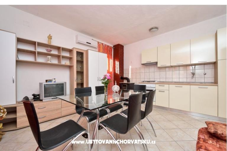 Apartmaji Jadranka  – foto 3