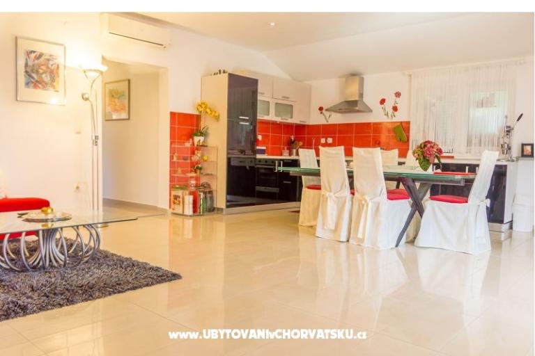Apartmaji Ljubica i Toše – foto 13