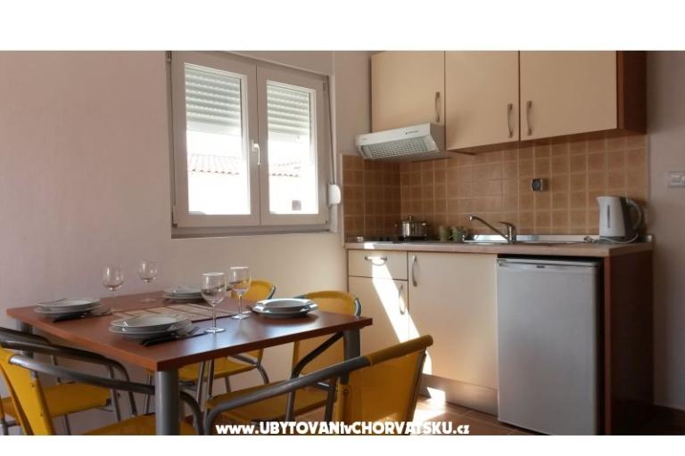 Apartmaji na plaži 'BRALIC' – foto 11